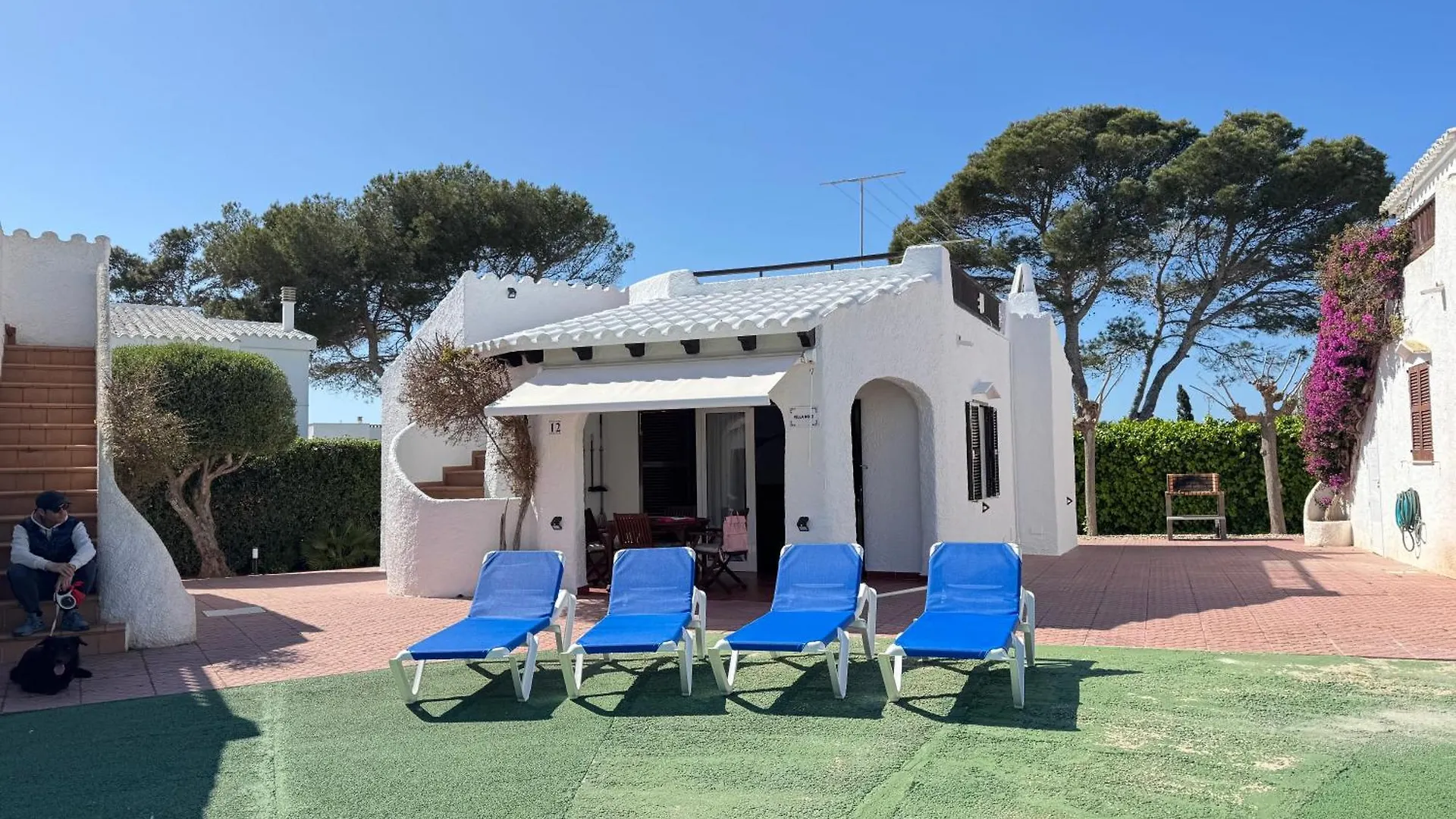 Villa Noni Monsines Cala Blanca  0*, Cala Blanca (Menorca) İspanya